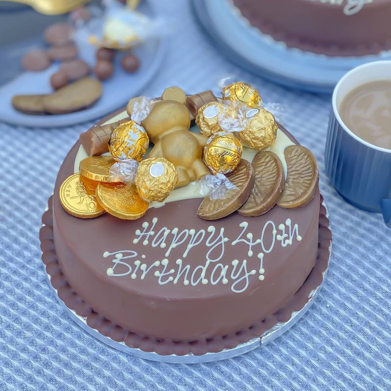 Gold Smash Cake